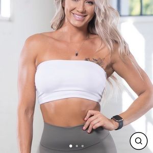 Violate the Dresscode medium Elevate flex bandeau sports bra